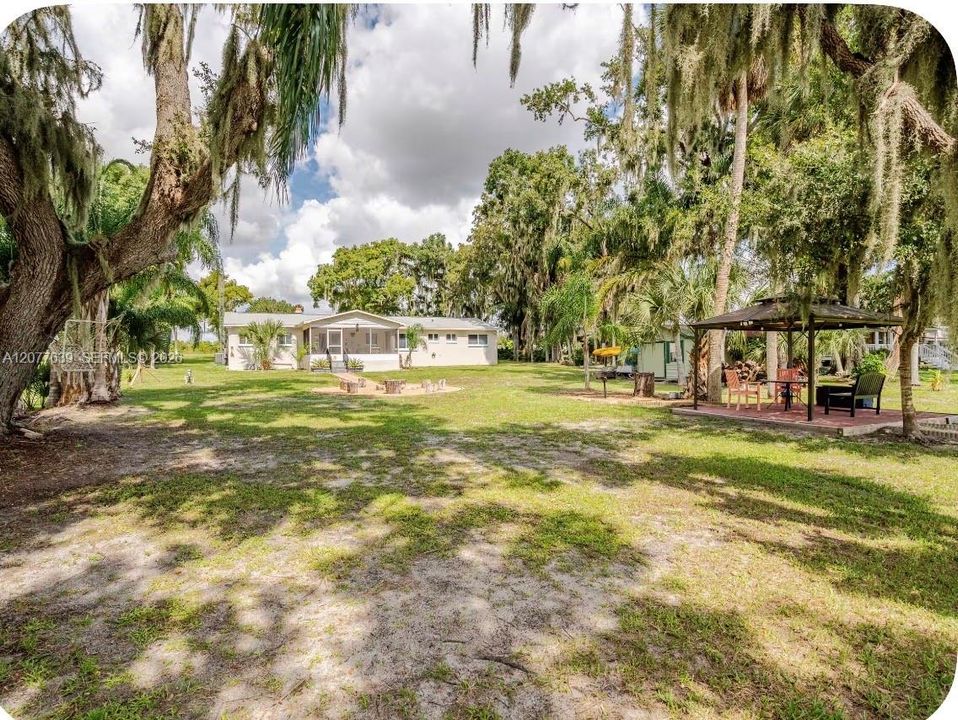 En Venta: $449,000 (4 camas, 2 baños, 0 Pies cuadrados)