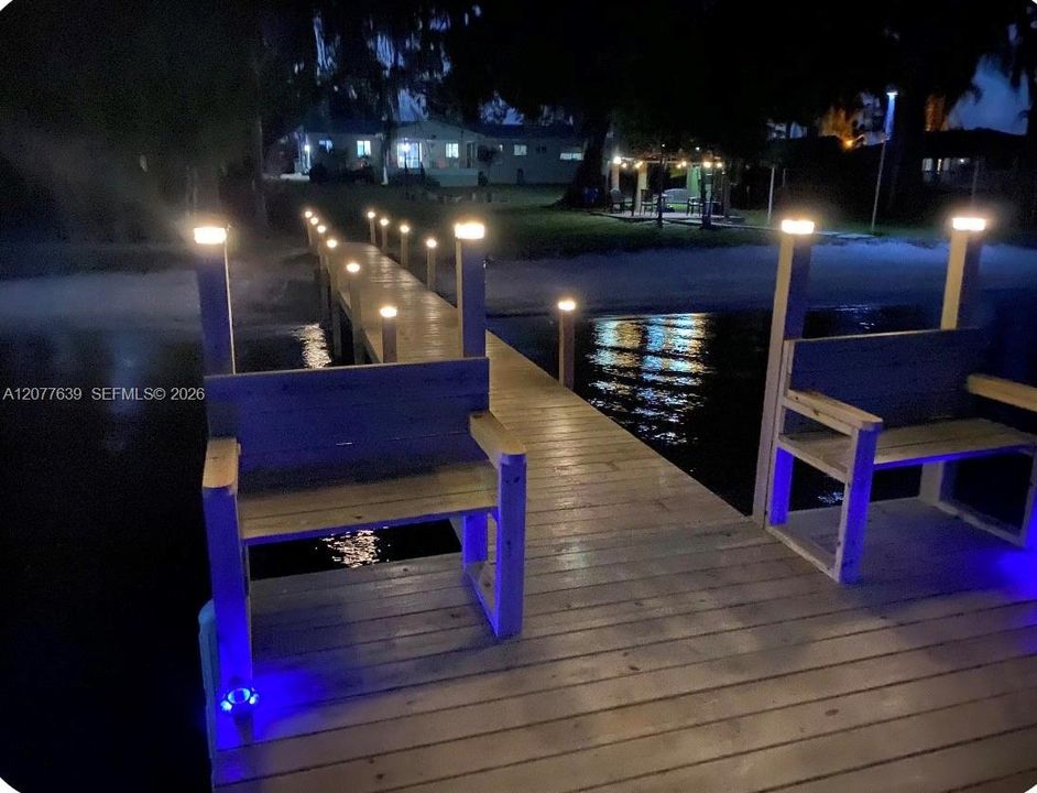 En Venta: $449,000 (4 camas, 2 baños, 0 Pies cuadrados)