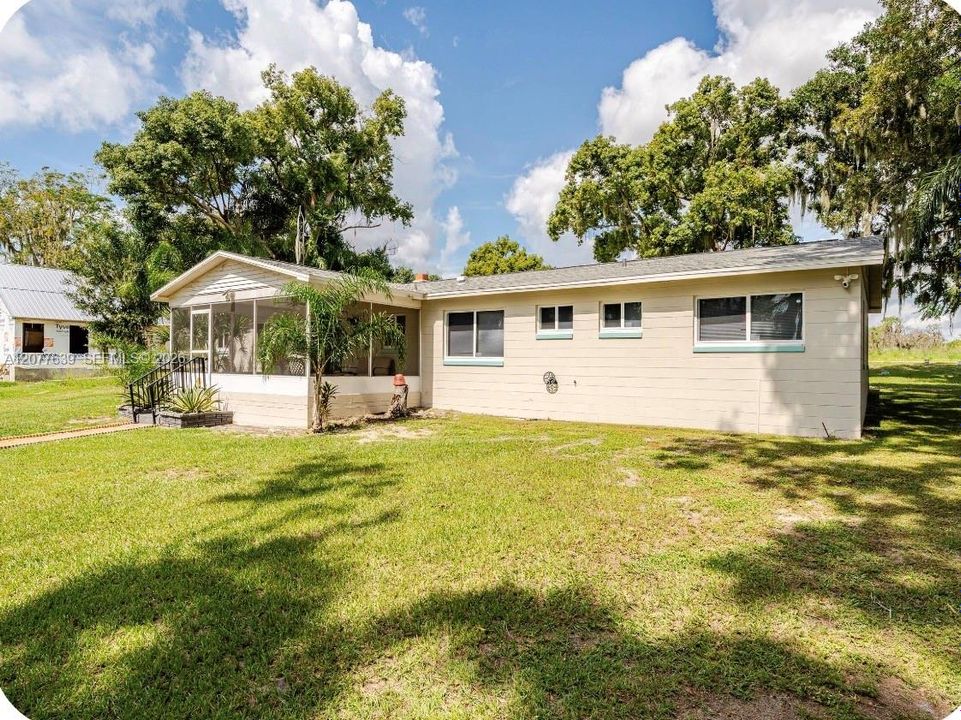 En Venta: $449,000 (4 camas, 2 baños, 0 Pies cuadrados)