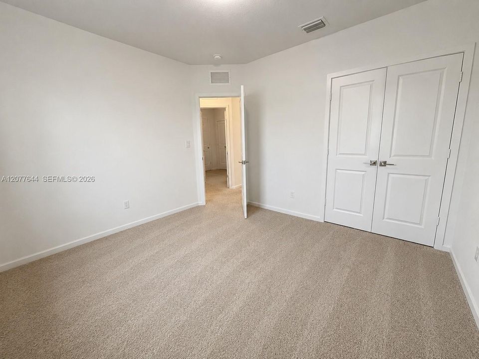 For Rent: $2,850 (3 beds, 2 baths, 1628 Square Feet)