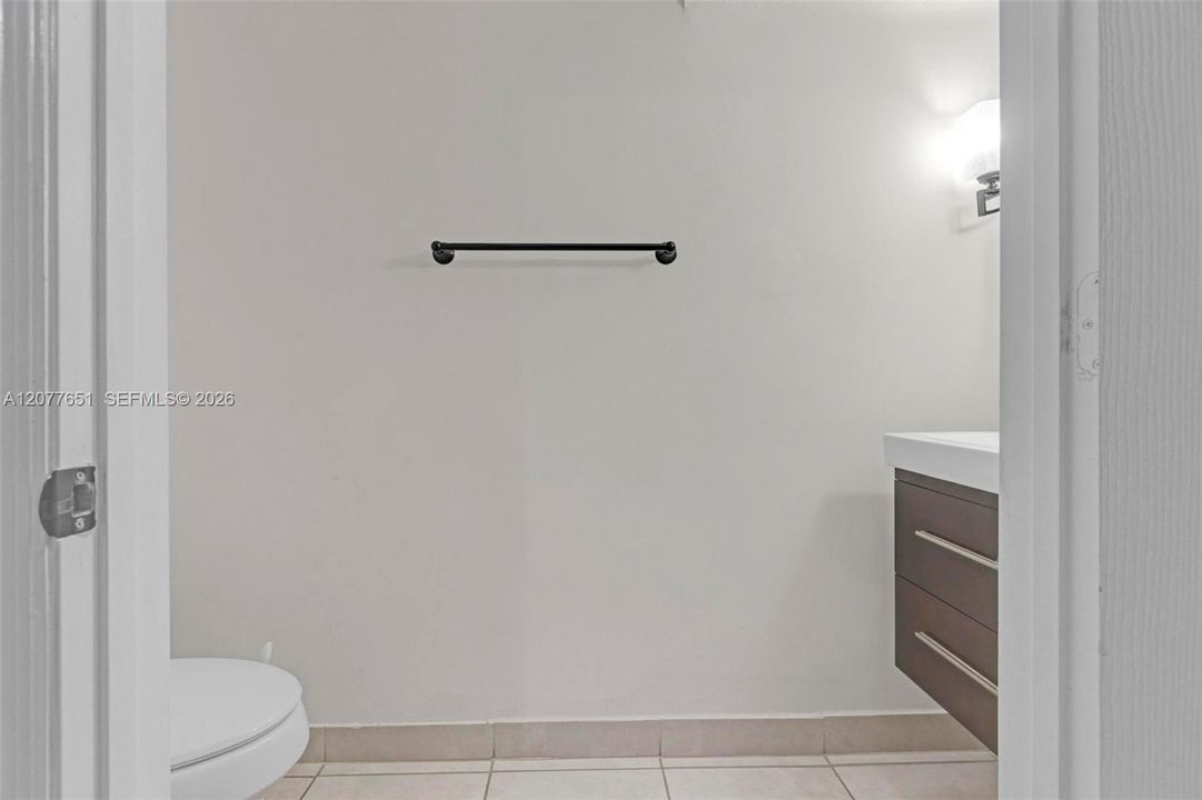 For Sale: $417,999 (3 beds, 2 baths, 1740 Square Feet)