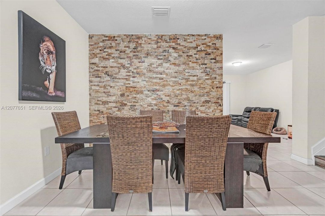For Sale: $417,999 (3 beds, 2 baths, 1740 Square Feet)