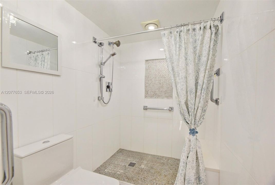 En Venta: $270,000 (2 camas, 2 baños, 1428 Pies cuadrados)