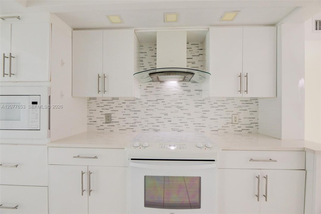 En Venta: $270,000 (2 camas, 2 baños, 1428 Pies cuadrados)