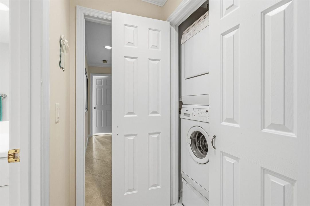 300 Harbour Dr - 106B-102