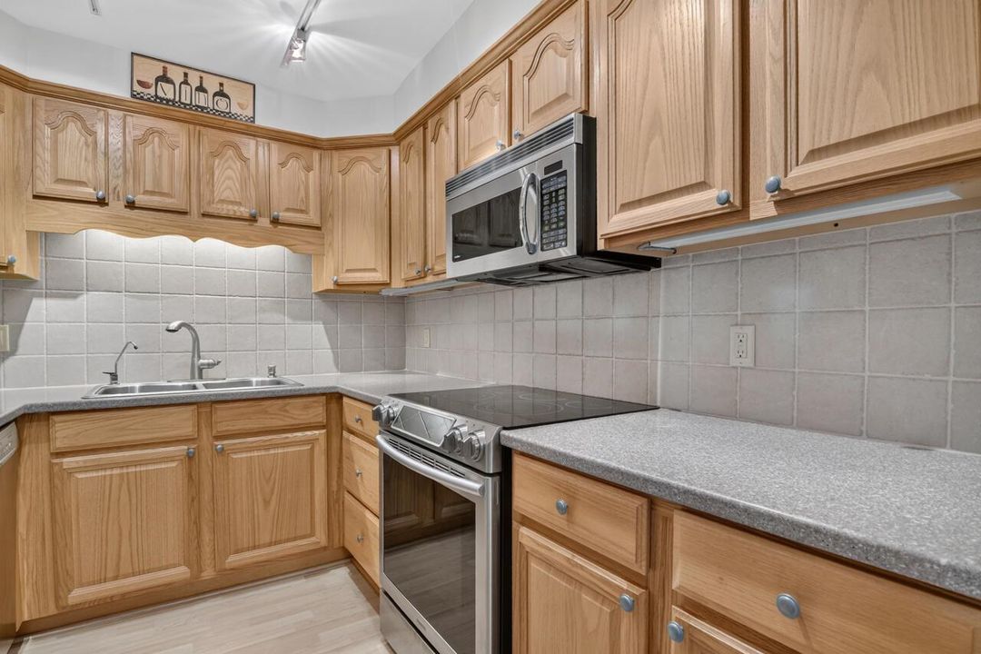5-336-Gulfview-Rd-605-5