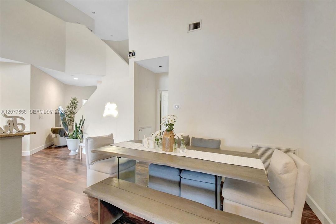 For Sale: $699,900 (4 beds, 3 baths, 2181 Square Feet)