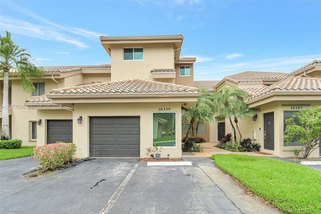 For Sale: $699,900 (4 beds, 3 baths, 2181 Square Feet)