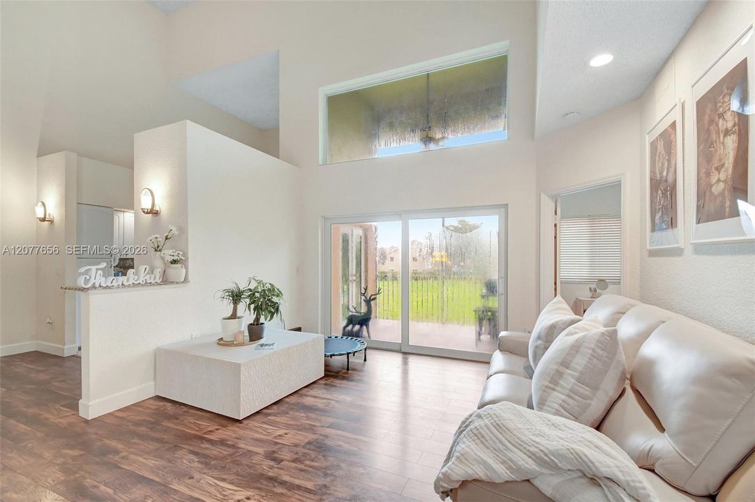 For Sale: $699,900 (4 beds, 3 baths, 2181 Square Feet)
