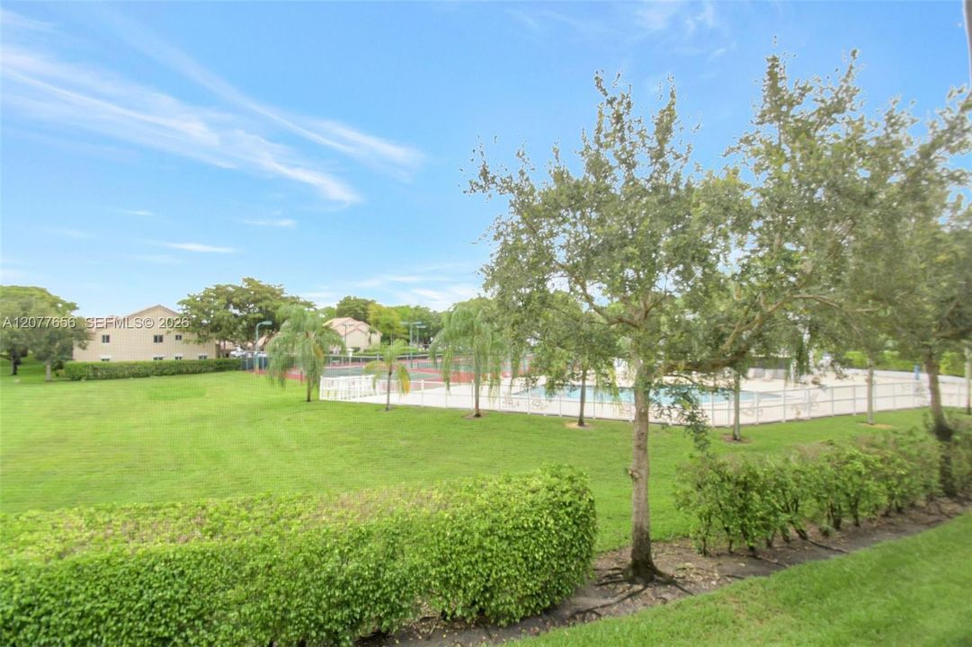 For Sale: $699,900 (4 beds, 3 baths, 2181 Square Feet)