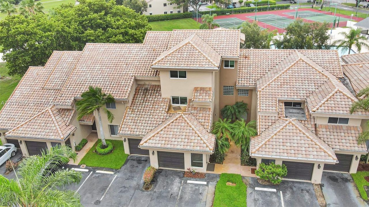 For Sale: $699,900 (4 beds, 3 baths, 2181 Square Feet)