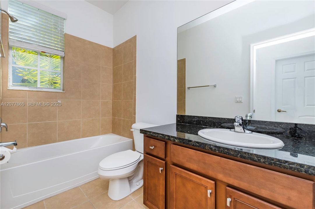 For Rent: $3,500 (3 beds, 3 baths, 1919 Square Feet)