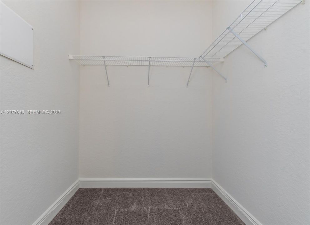 For Rent: $3,500 (3 beds, 3 baths, 1919 Square Feet)