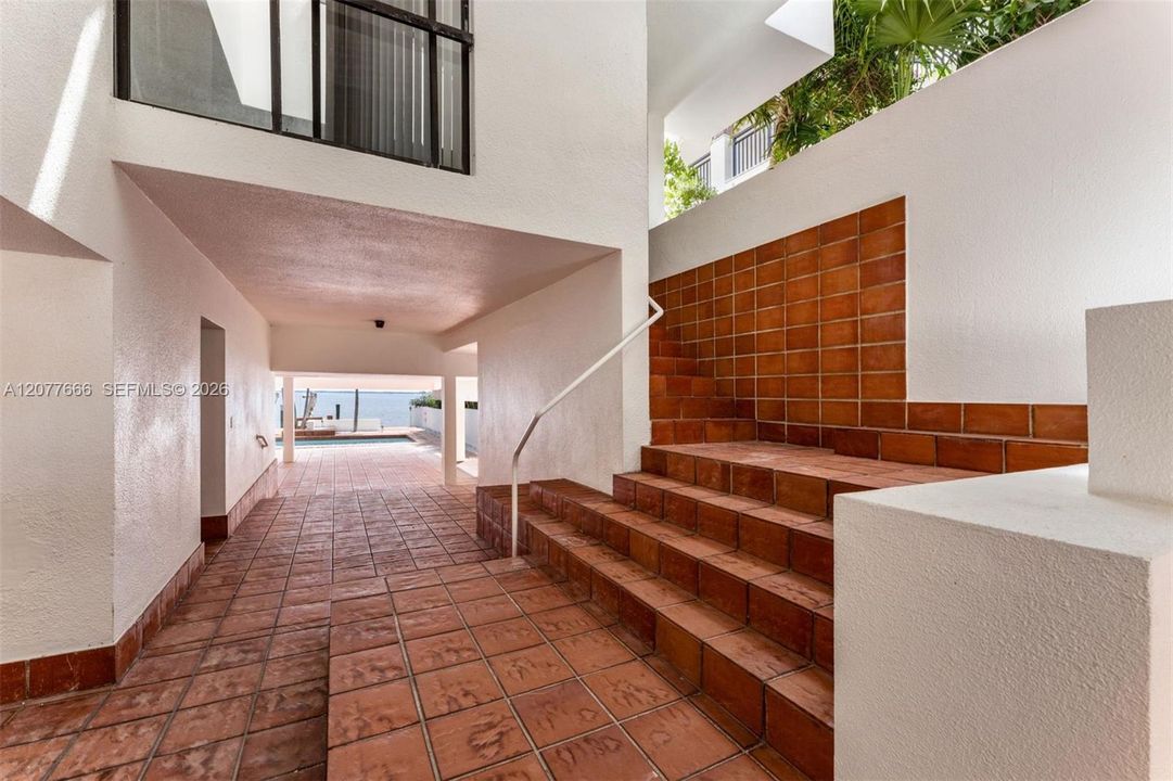 For Sale: $7,100,000 (5 beds, 4 baths, 4088 Square Feet)