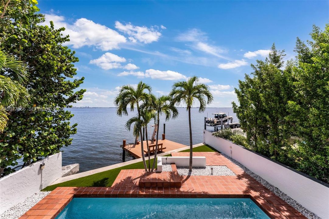 For Sale: $7,100,000 (5 beds, 4 baths, 4088 Square Feet)
