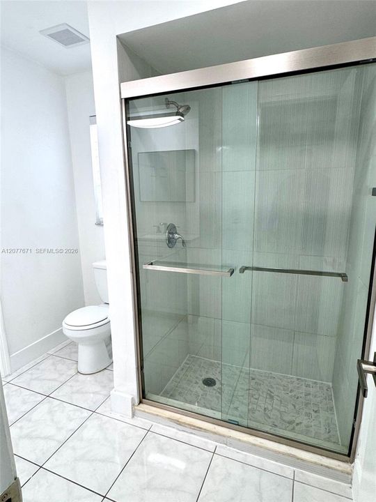 For Rent: $3,500 (3 beds, 2 baths, 1700 Square Feet)