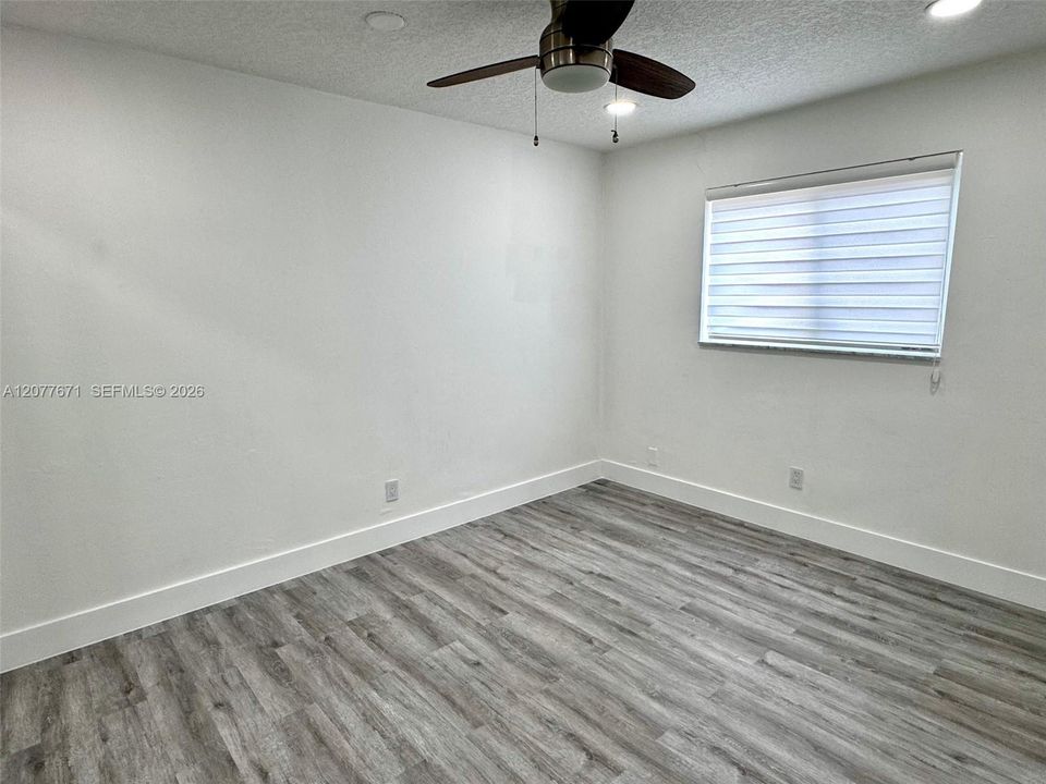 For Rent: $3,500 (3 beds, 2 baths, 1700 Square Feet)