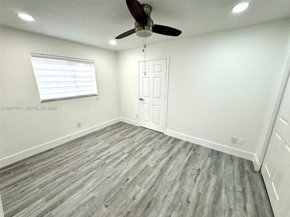 For Rent: $3,500 (3 beds, 2 baths, 1700 Square Feet)