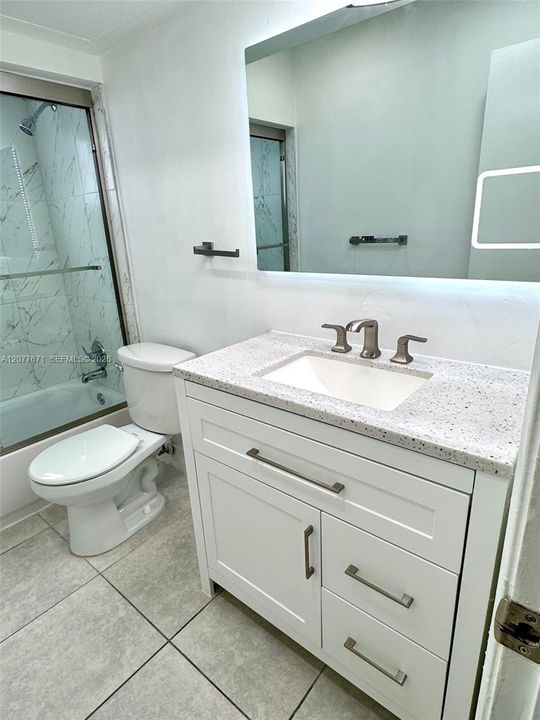For Rent: $3,500 (3 beds, 2 baths, 1700 Square Feet)