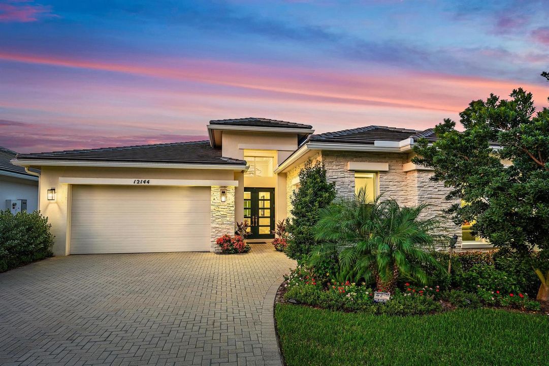 12144 Waterstone Cir Twilights-7