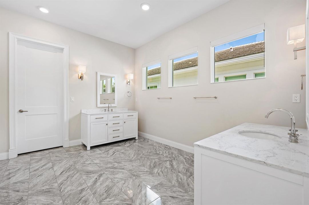 12144 Waterstone Cir-18