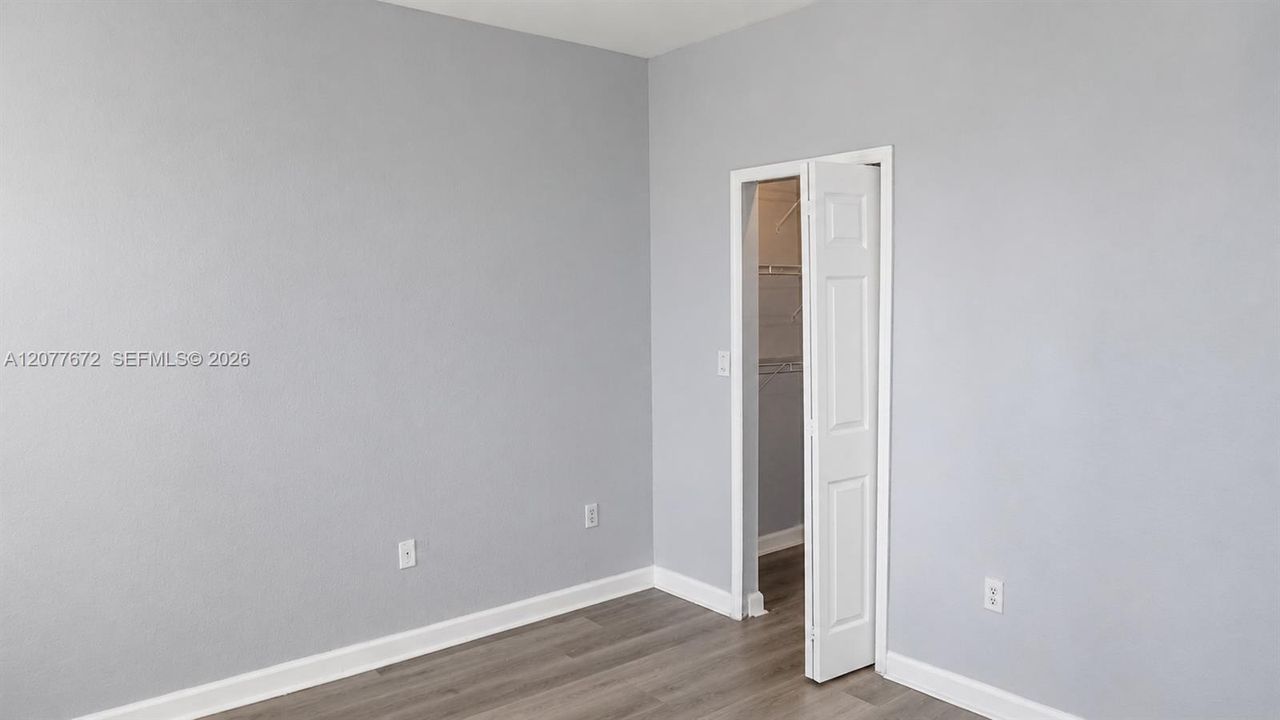 For Sale: $560,000 (3 beds, 2 baths, 1520 Square Feet)