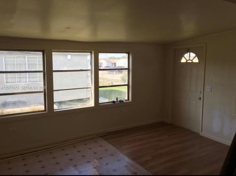 For Sale: $169,750 (4 beds, 2 baths, 1248 Square Feet)