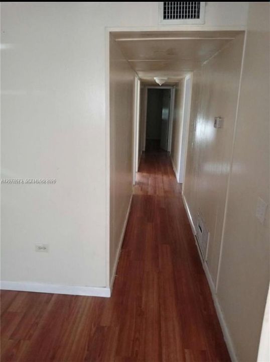 For Sale: $169,750 (4 beds, 2 baths, 1248 Square Feet)