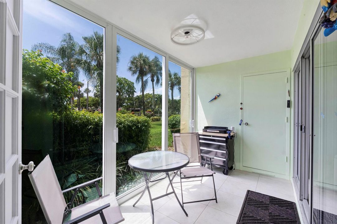 3590 Via Poinciana_007