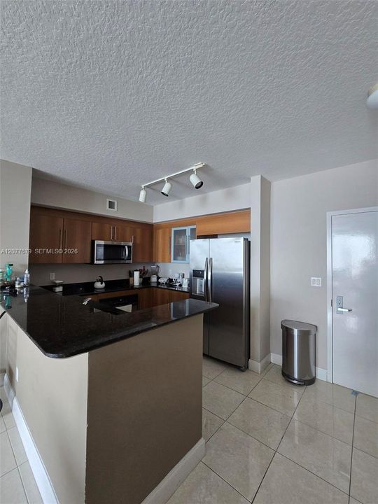For Sale: $620,000 (2 beds, 2 baths, 1145 Square Feet)