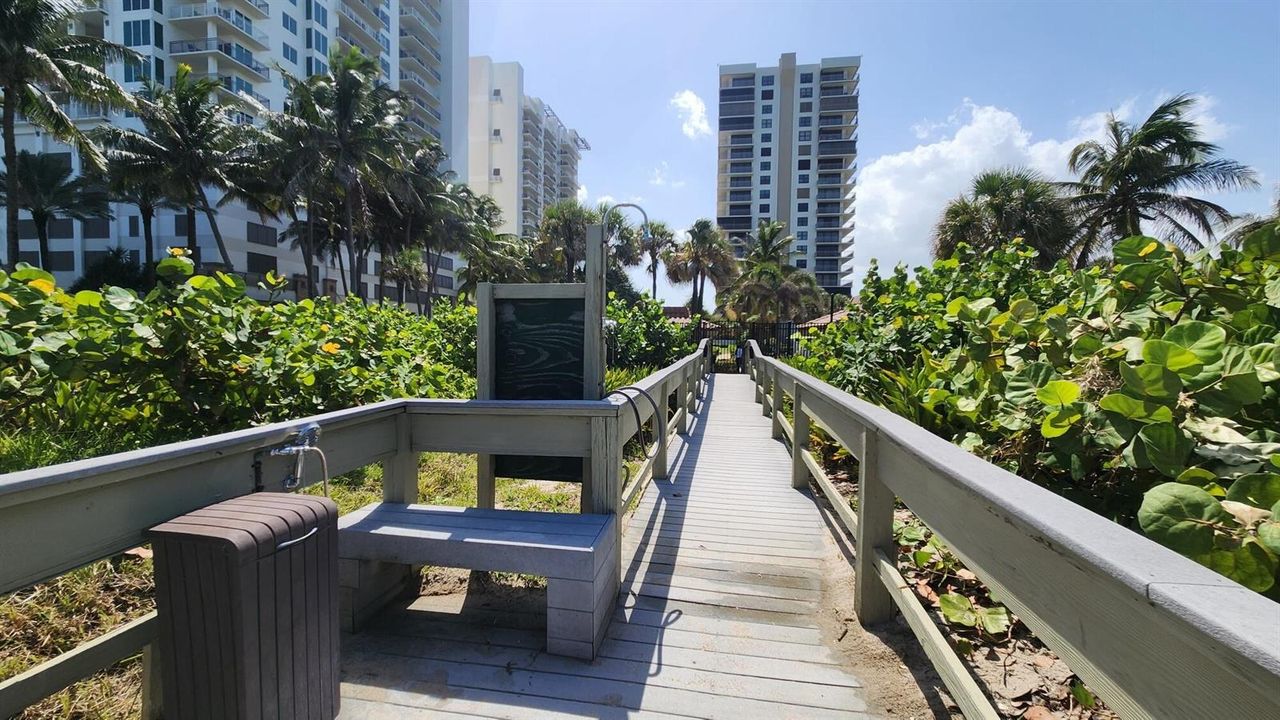 Deeded Community Beach Access