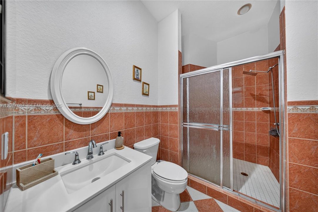 For Sale: $2,150,000 (5 beds, 5 baths, 3301 Square Feet)