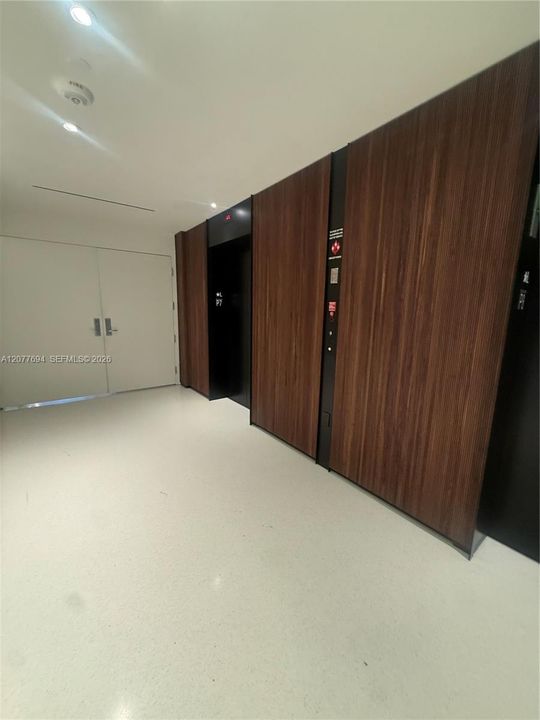 На продажу: $1,199,000 (1 спален, 2 ванн, 1190 Квадратных фут)