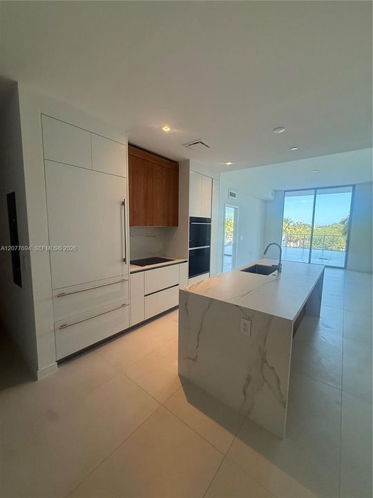 На продажу: $1,199,000 (1 спален, 2 ванн, 1190 Квадратных фут)