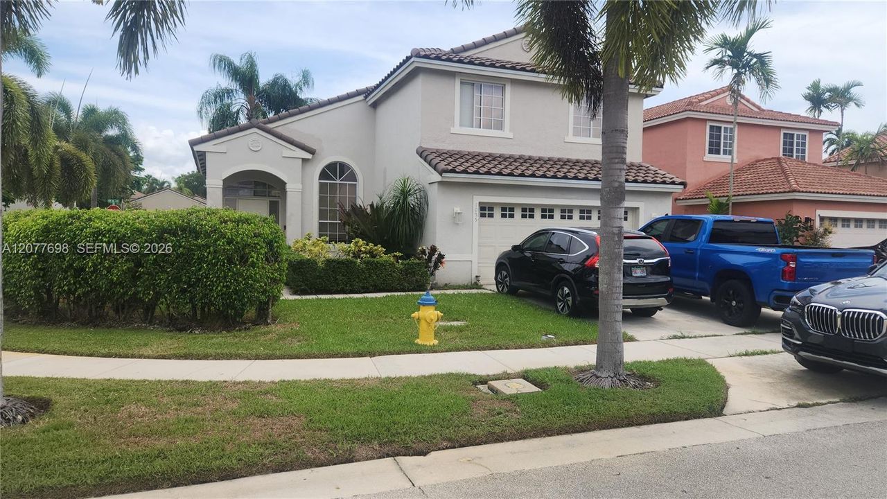 For Sale: $680,000 (3 beds, 2 baths, 2125 Square Feet)