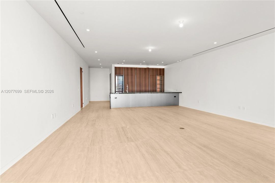 For Rent: $35,000 (3 beds, 3 baths, 0 Square Feet)