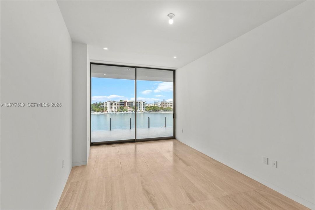 For Rent: $35,000 (3 beds, 3 baths, 0 Square Feet)