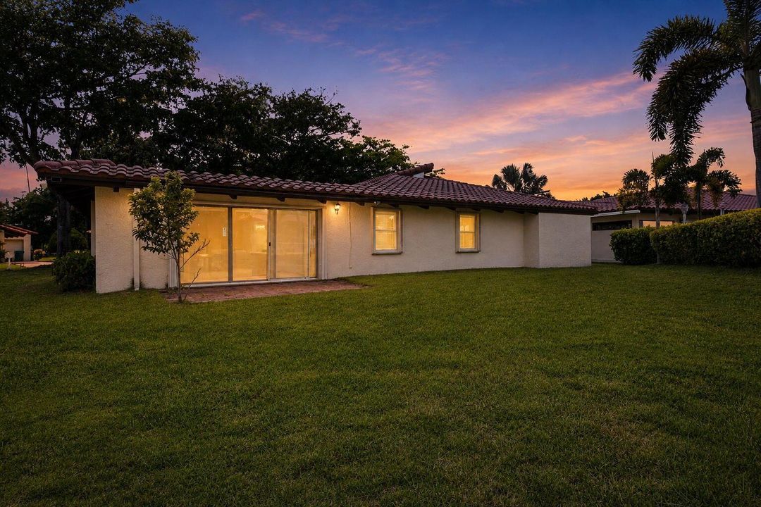 7918 HIBISCUS CIR 1