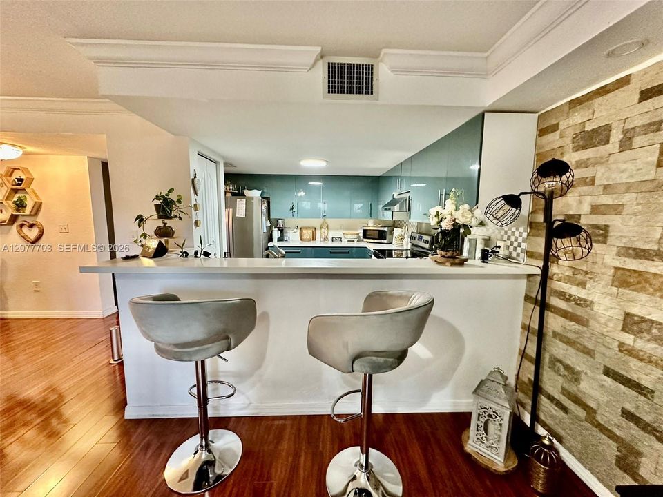 En Renta: $3,900 (4 camas, 2 baños, 2214 Pies cuadrados)