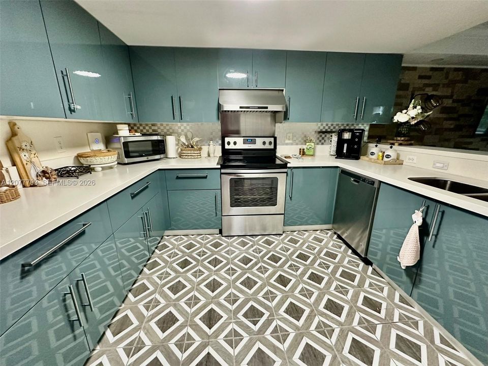 En Renta: $3,900 (4 camas, 2 baños, 2214 Pies cuadrados)
