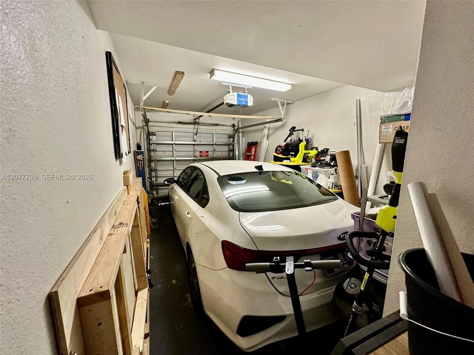 En Renta: $3,900 (4 camas, 2 baños, 2214 Pies cuadrados)