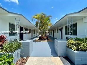 For Rent: $1,550 (1 beds, 1 baths, 5258 Square Feet)