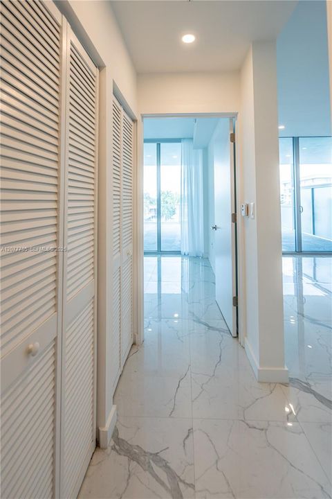 В аренду: $2,900 (1 спален, 1 ванн, 560 Квадратных фут)