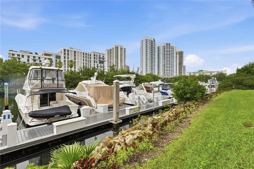 En Renta: $4,950 (2 camas, 2 baños, 1380 Pies cuadrados)