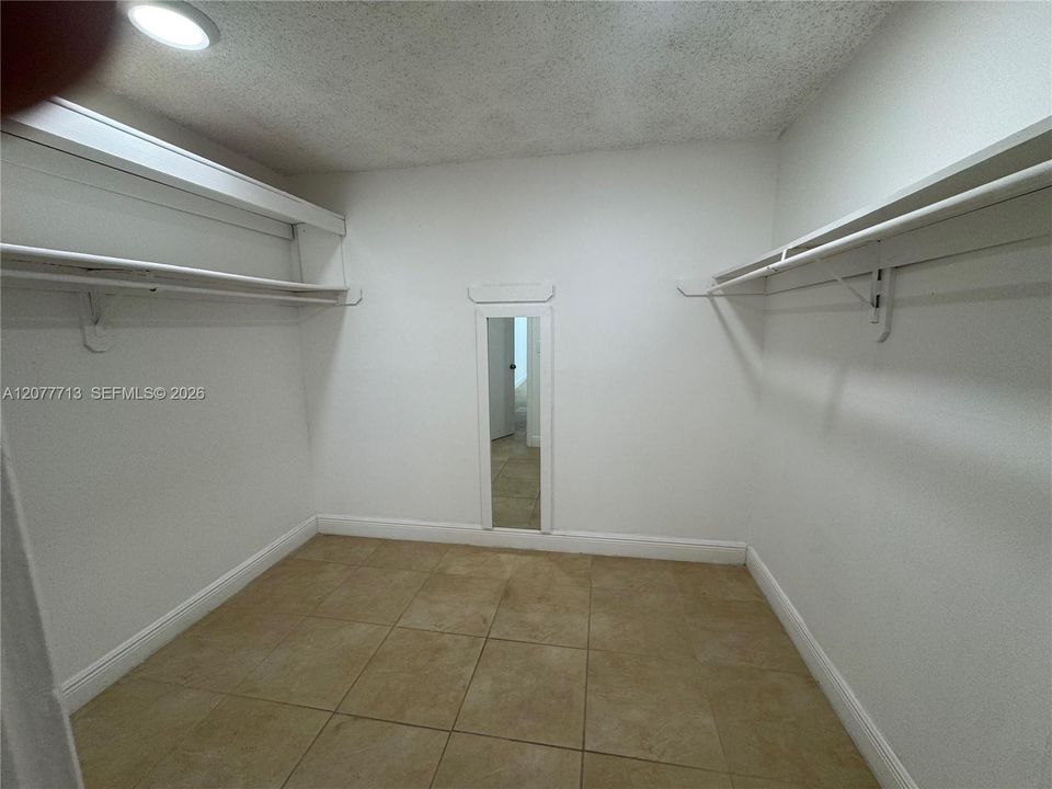 En Renta: $1,900 (2 camas, 2 baños, 1175 Pies cuadrados)