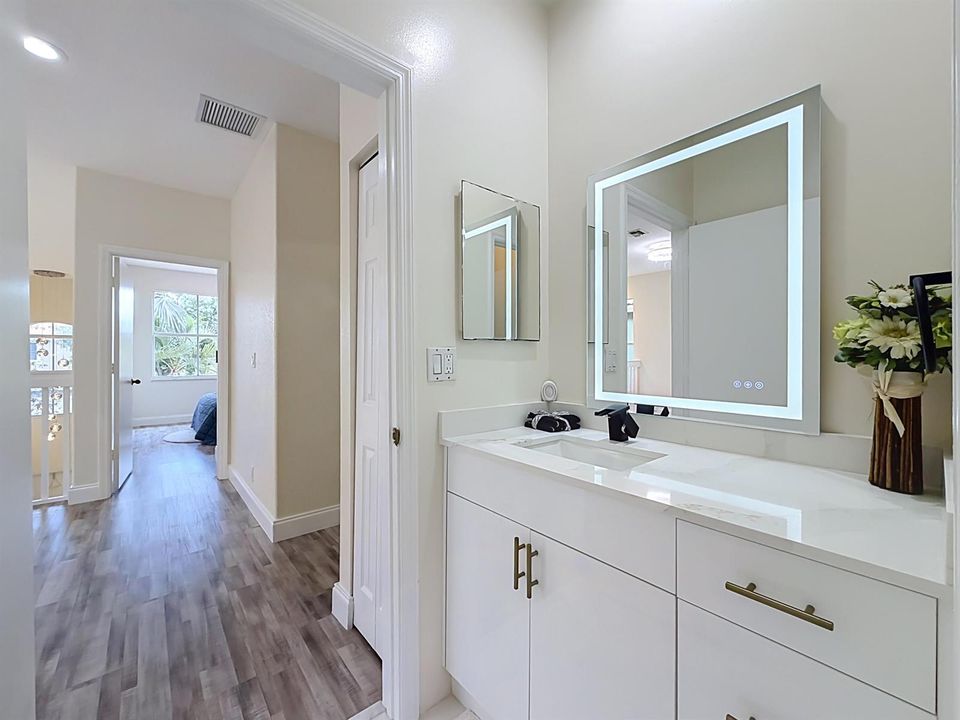 6657 Lurais Drive-72