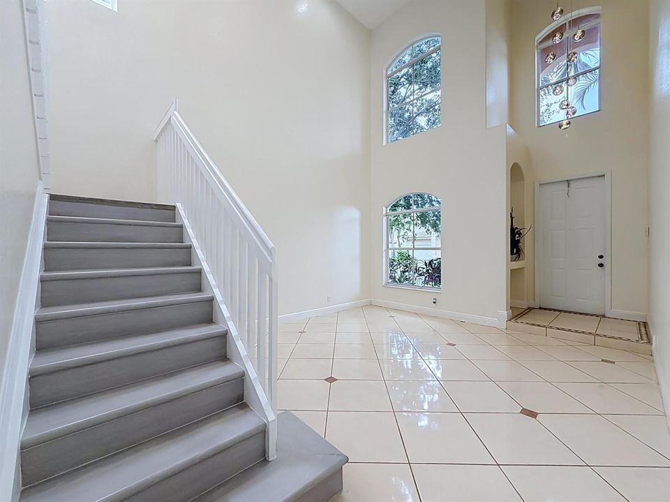 6657 Lurais Drive-25
