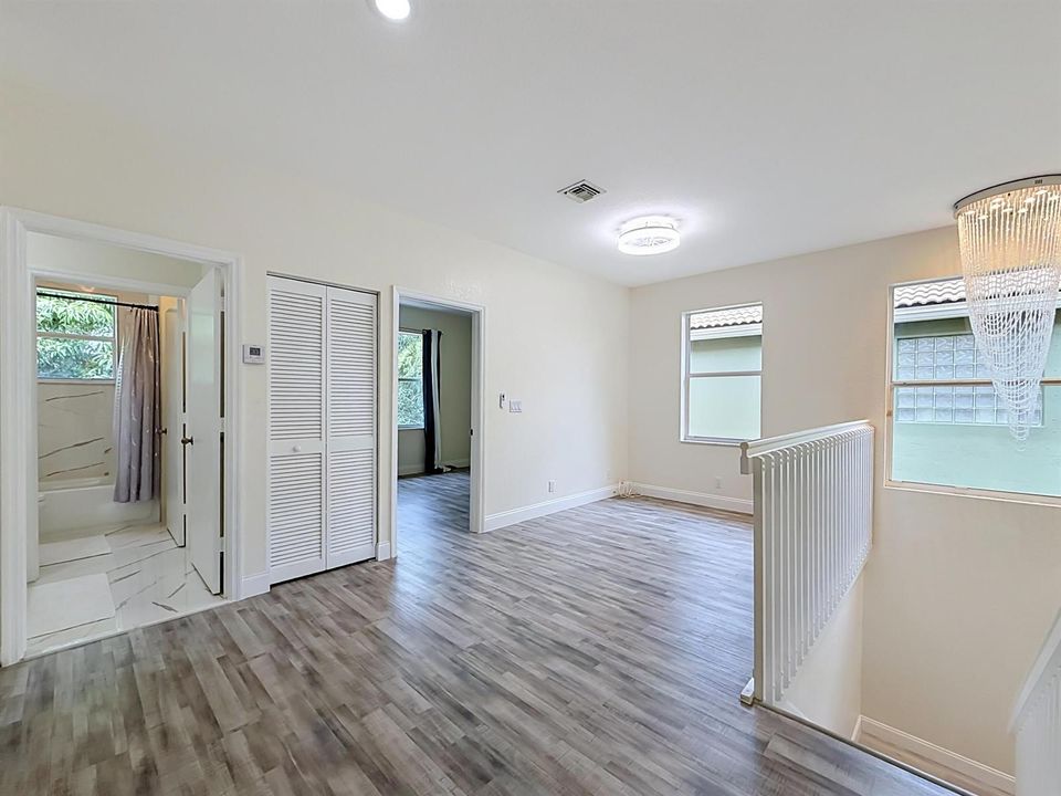 6657 Lurais Drive-57