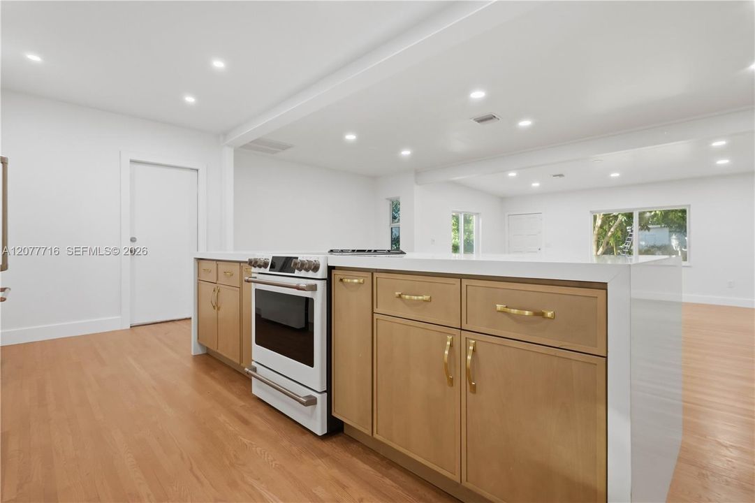 En Renta: $4,500 (3 camas, 2 baños, 1874 Pies cuadrados)