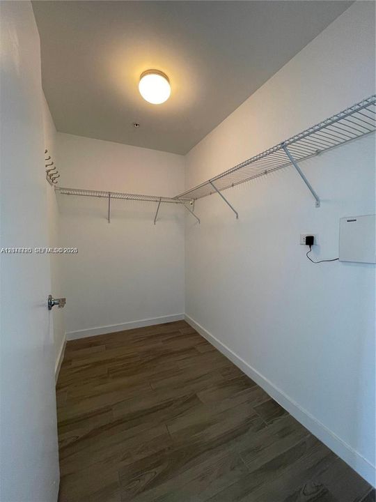 В аренду: $3,600 (1 спален, 1 ванн, 819 Квадратных фут)